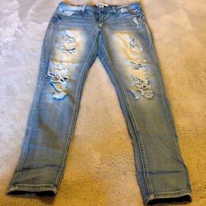 Distressed skinny jeans